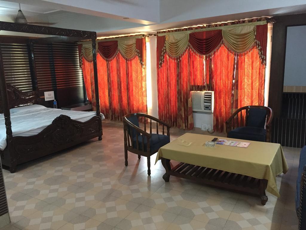 Hotel Swastik Jammu Zimmer foto